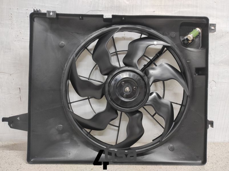 Дифузор вентилятор в зборі мотор Hyundai Santa Fe 2013 2014 2015 2016 25380-4Z000 25380-4Z000 фото