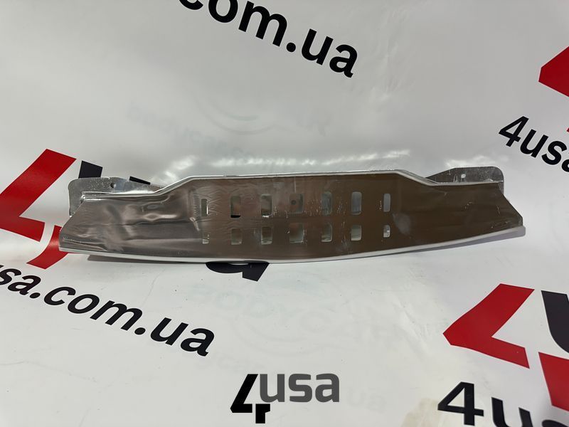 Накладка телевізора Tesla Model Y 20-1495093-00-B 1495093-00-B фото