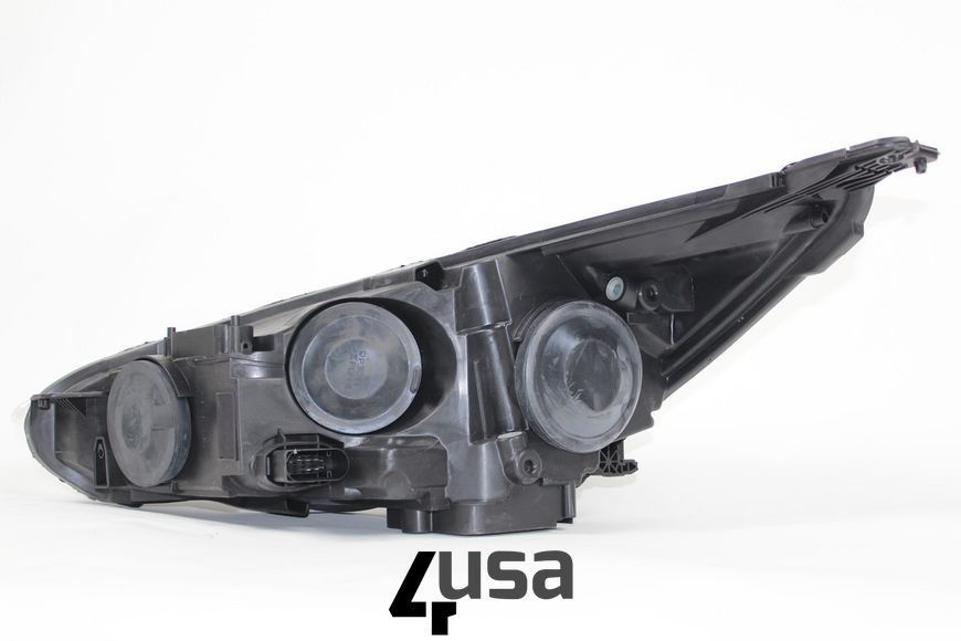 Фара передня права біла Ford Focus MK3 2015 2016 2017 2018 (F1EB13W029ME) F1EB13W029ME фото