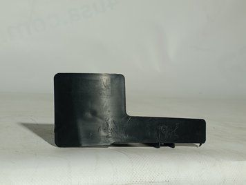Кріплення протитуманної фари мале праве Tesla Model X Plaid 2022- (1588189-02-A) (аналог) 1588189-02-A фото