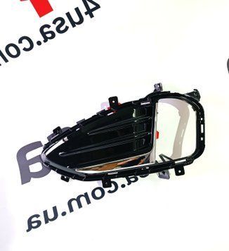 Рамка протитуманної фари ліва з хромом Ford Edge 2019-2021 (KT4B-15A299-BD) KT4B-15A299-BD фото
