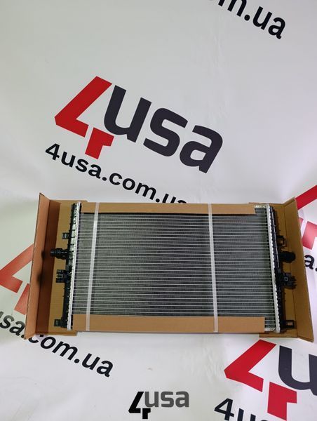 Радіатор охолодження вода Tesla Model 3 21-1494175-00-A 1494175-00-A фото