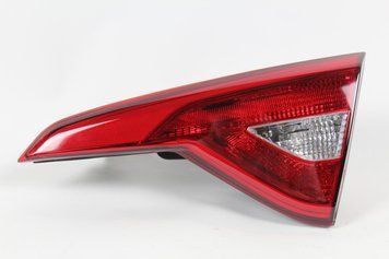 Ліхтар задній внутрішній Hyundai Sonata 2015 2016 2017 92403-C2000 фото