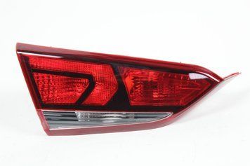 Фонарь задній внутрішній правий Hyundai Accent 2017 92404-J0010 фото
