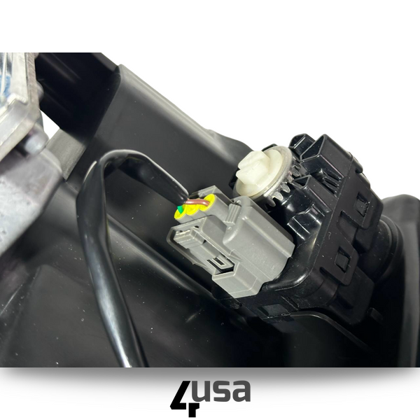Фара передня права в зборі Mazda CX-30 2020-2023 (DGH951030) DGH951030 фото