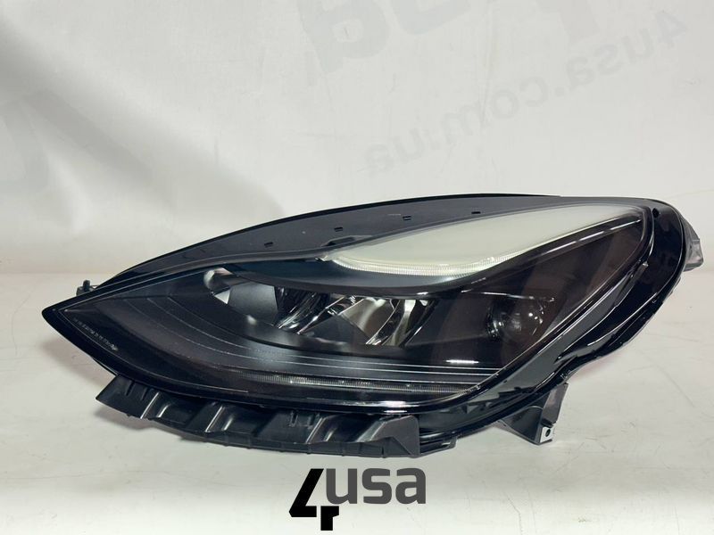 Фара передня ліва лінза Tesla Model 3/Y 21- Matrix 1514952-00-C фото