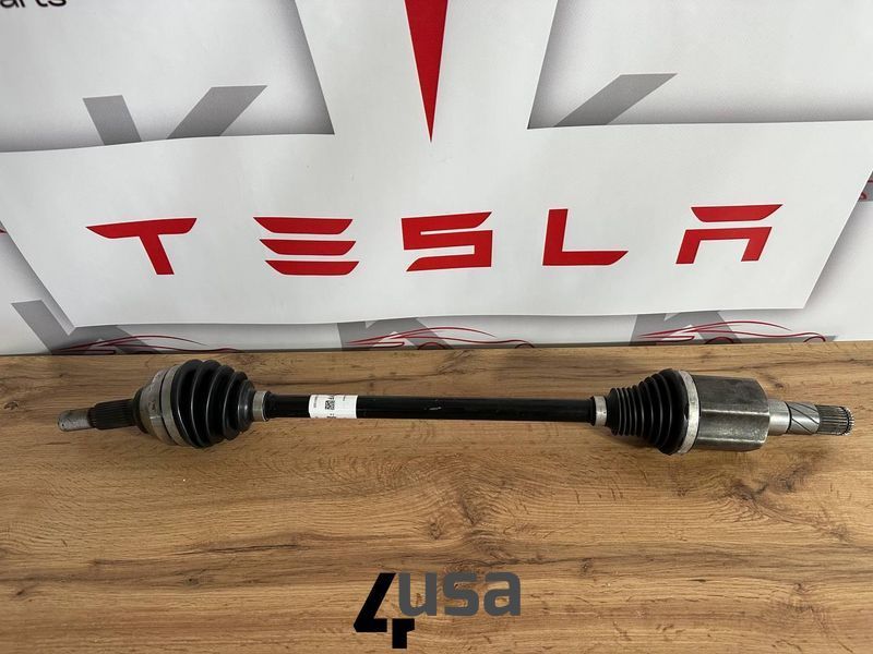 Піввісь передня права Tesla Model 3 AWD 2018-1536670-00-B 1536670-00-B фото