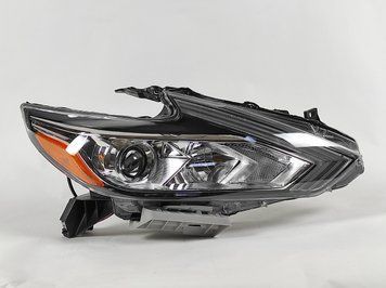 Фара передня права Nissan Altima 2016 2017 2018 (26060-9HS0A) 26060-9HS0A фото