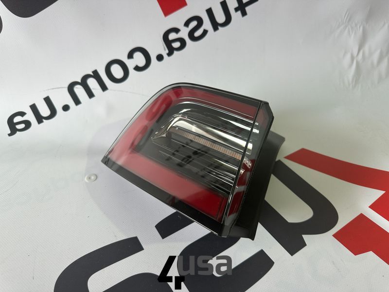 Ліхтар зовнішній (крило) лівий Tesla Model 3 18- 1077397-00-G 1077397-00-G фото