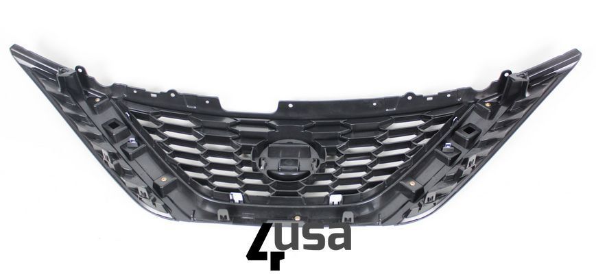 Решетка радиатора Nissan Sentra 2016 2017 2018 62310-4FU0A фото