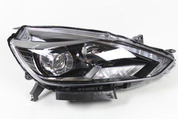 Фара передня LED права ліва Nissan Sentra 2016 2017 2018 2019 26010-3YU5A фото