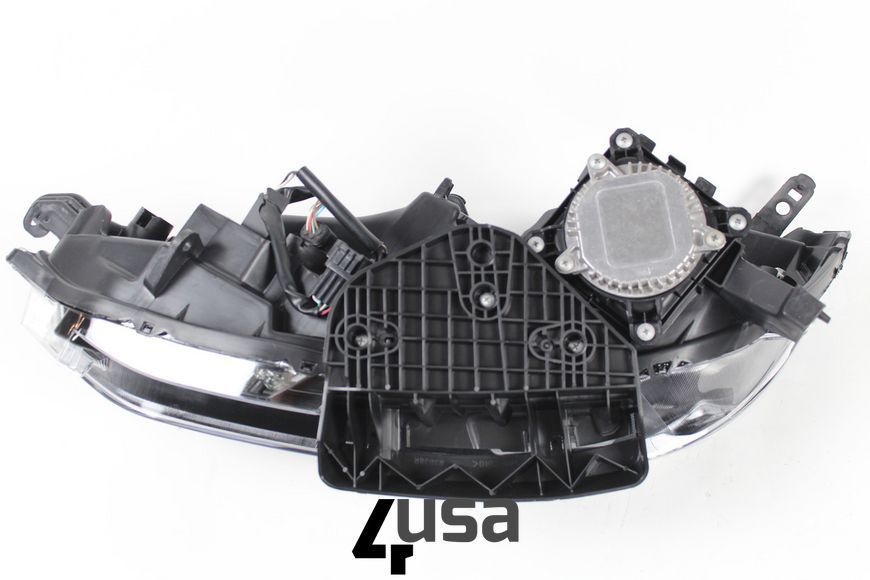 Фара передня LED права ліва Nissan Sentra 2016 2017 2018 2019 26010-3YU5A фото