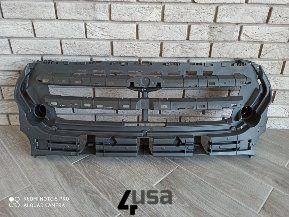 Решітка радіатора внутрішня Форд Ескейп Ford Escape Kuga USA 2017 2018 GJ5Z8A284AA фото