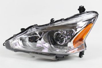 Фара передня Nissan Altima 2013 2014 2015 26060-3TA0A фото