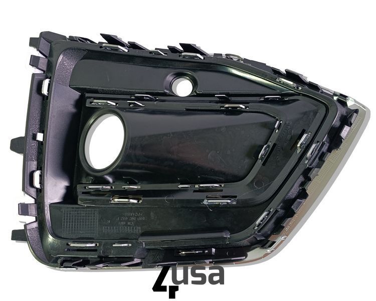 Решітка бампера нижня ліва Audi Q5 2021-2024 (80D 807 679 P) 80D 807 679 P фото